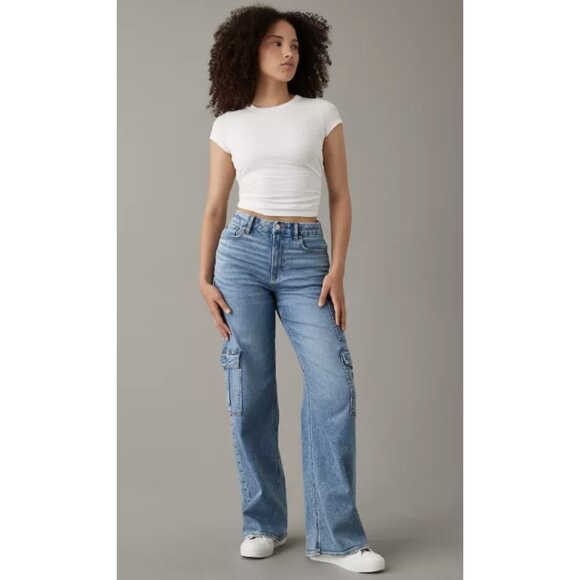 AMERICAN EAGLE Curvy Super High Rise Baggy Wide Leg Cargo Jeans Casual Utility - Picture 1 of 16